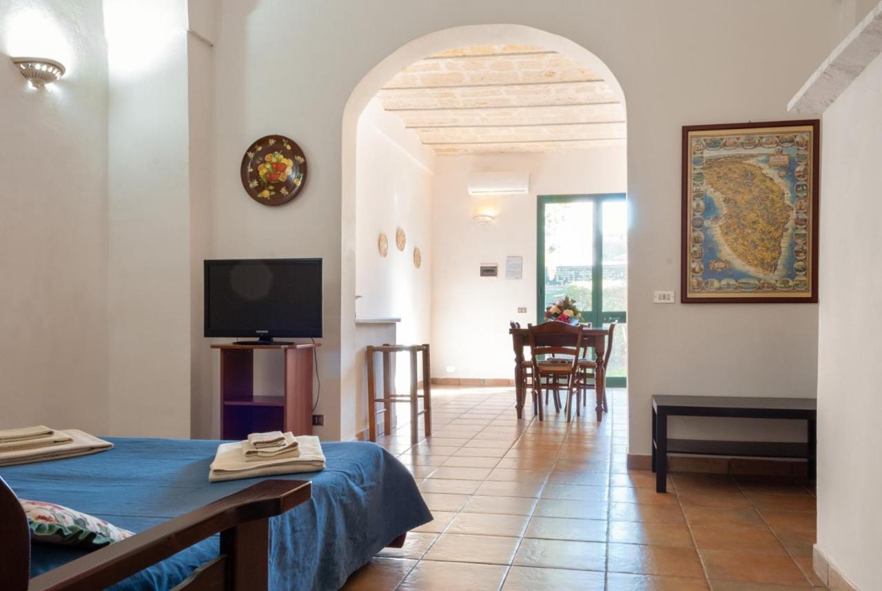 Tenuta Badessa Casalabate Habitación foto